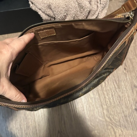 Beautiful LV Tulum GM Shoulder bag. - Picture 3 of 5